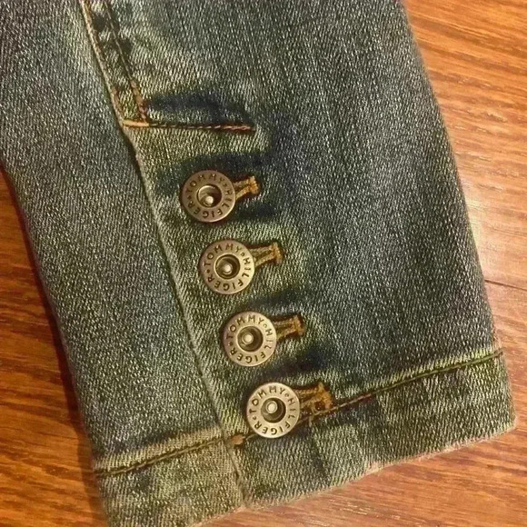 Tommy Hilfiger Y2K Denim Jacket size Medium Excellent Condition - Picture 12 of 12